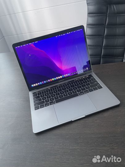 Macbook Pro 13 TouchBar Core i7 16GB RAM 256GB SSD