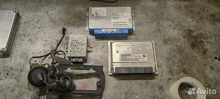 Комплект мозгов и замков для BMW e39 530i