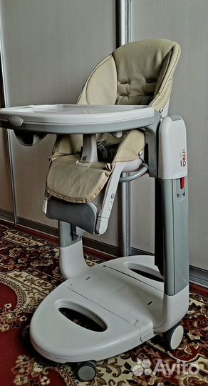 Стульчик для кормления Peg-perego Tatamia