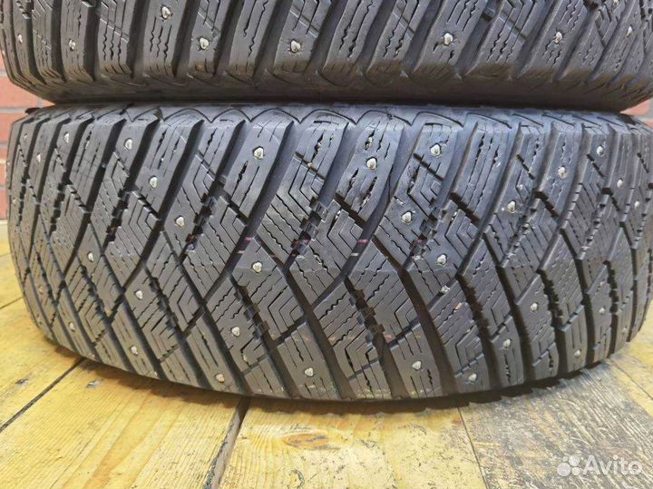 Goodyear Vector 4Seasons 205/50 R17 89V