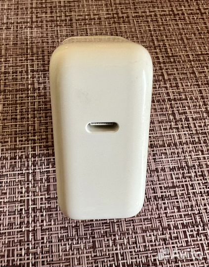 Apple 29W USB-C Power Adapter оригинал