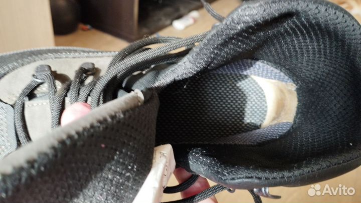 Ботинки трекинговые р.42