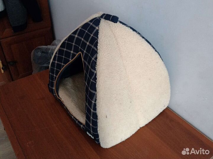 Домик лежанка для кошки и собаки
