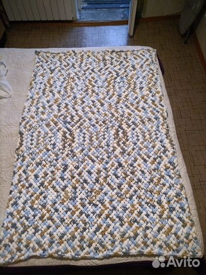 Плед вязаный