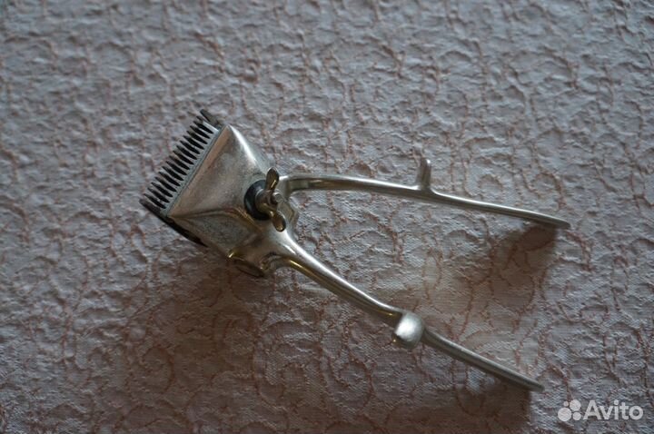 Машинка для стрижки волос