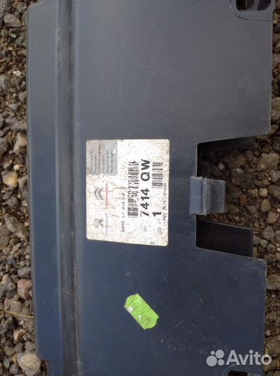 Наполнитель переднего бампера Citroen C4 Picasso