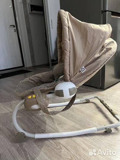 Шезлонг детский babyton