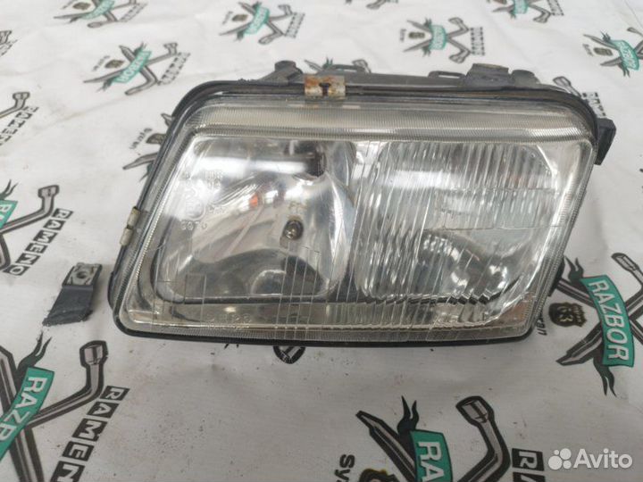 Фара галогеновая передняя левая Audi A3 8L