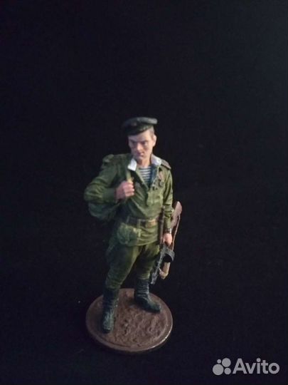 Оловянный солдатик сувенир, Ек-кастинг