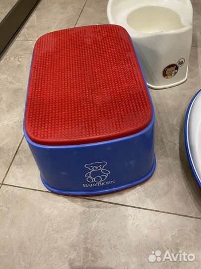 Baby bjorn сидение и подставка, + горшок Италия