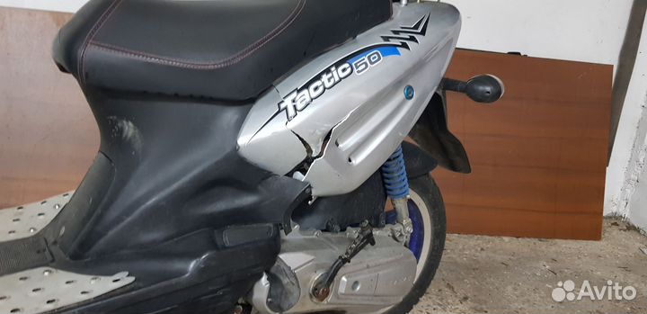 Скутер stels tactic 50