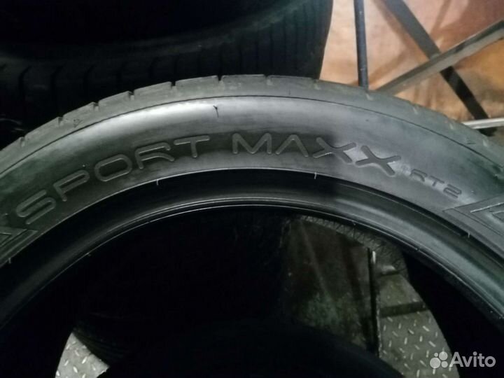 Dunlop SP Sport Maxx RT 2 235/45 R18