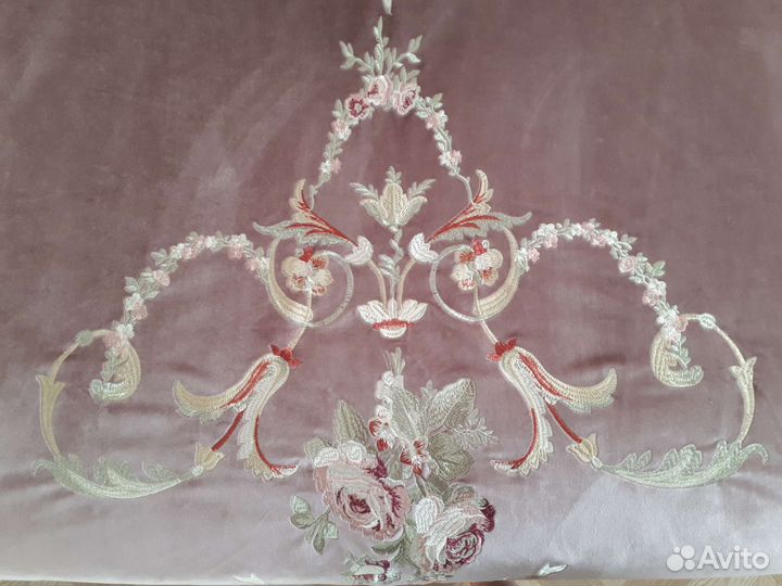 Покрывало на кровать 160 на 200 с вышивкой