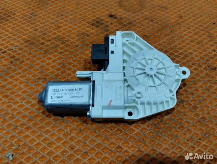 Мотор стеклоподъемника передний правый Audi A6 C6