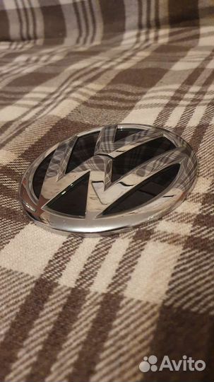 Эмблема на Volkswagen Tiguan 2011-2017 5N0853630