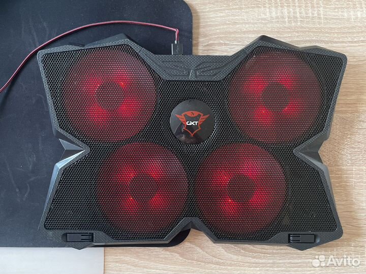 Подставка для ноутбука 17