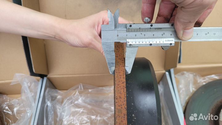 Задние тормозные диски Toyota Mark 2 jzx 110 I-RV