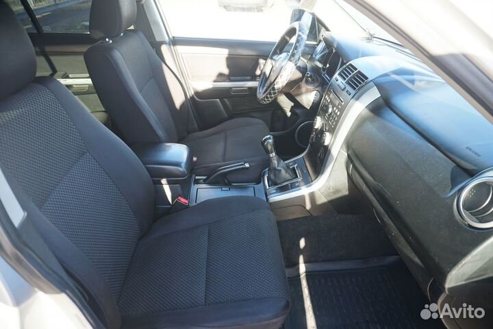 Suzuki Grand Vitara 2.4 МТ, 2011, 274 001 км