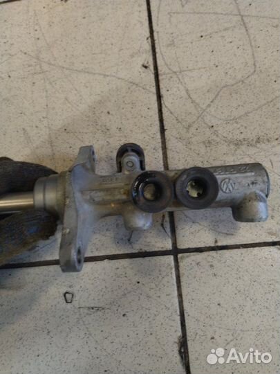 Главный тормозной цилиндр Volkswagen Polo 5 cfna