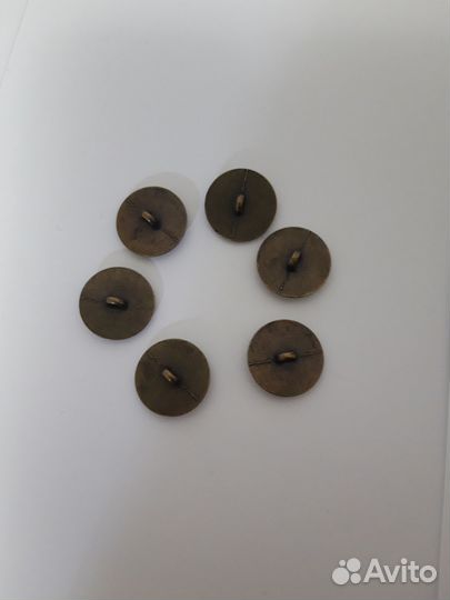 Пуговицы металлические на ножке