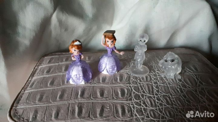 Киндер Сюрприз Barbie и Принцесса София