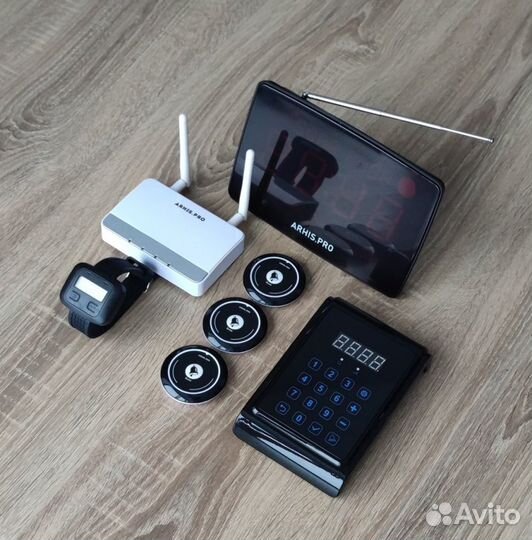 Кнопка вызова официанта комплект с часами и табло