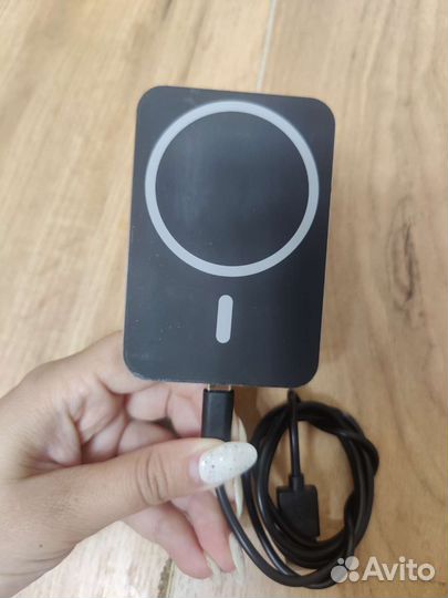 Быстрое беспроводное зарядное устройство