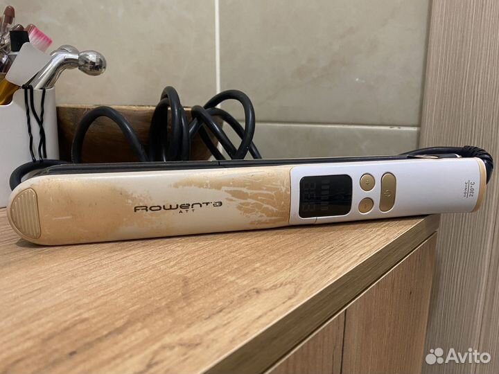 Выпрямитель для волос rowenta