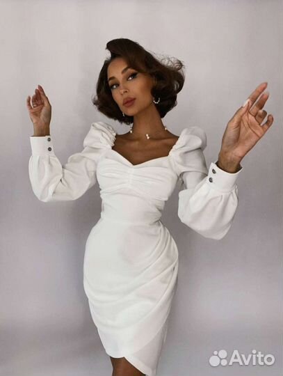 Вечернее платье 46 размера белое