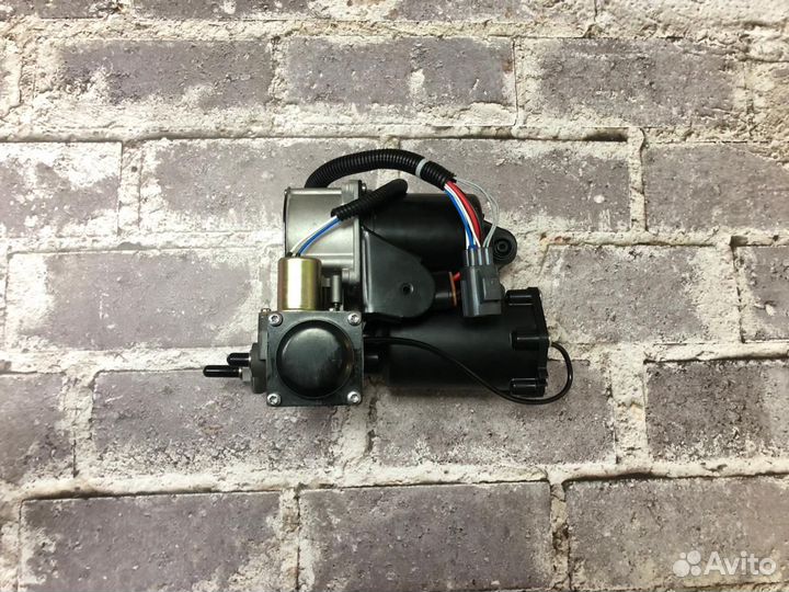 Компрессор подвески Ровер Д4 Хитачи