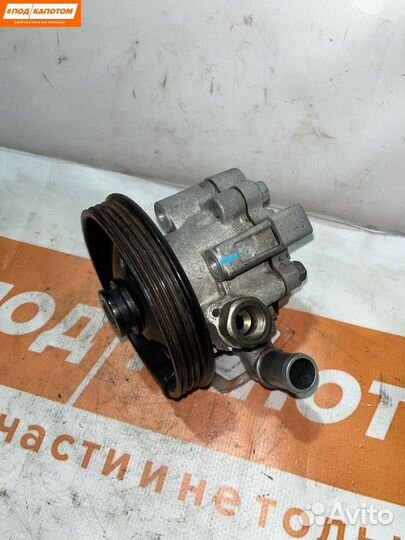 Насос гидроусилителя руля Chevrolet Cruze 96837813