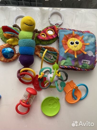 Развивающие игрушки для малышей от 0 до 2 лет