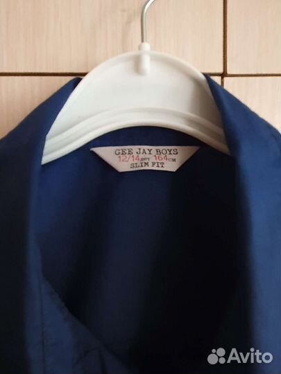 Рубашка новая для мальчика, с коротким рукавом