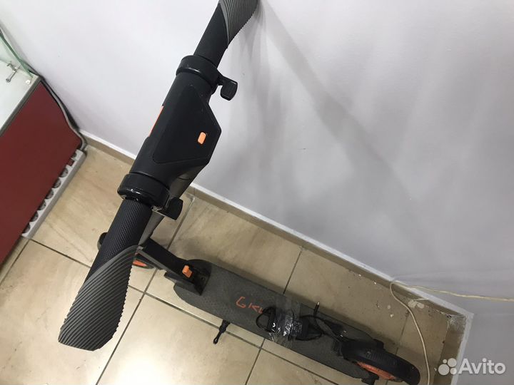 С255) электросамокат kugoo S1