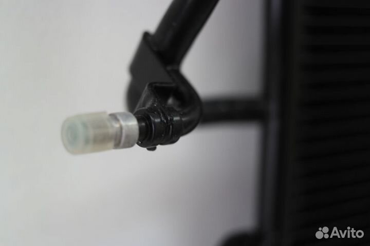 Радиатор кондиционера Ауди А6 2.0/3.0 01-04