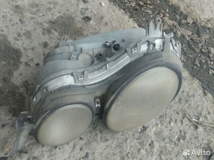 Фара левая мерседес w210