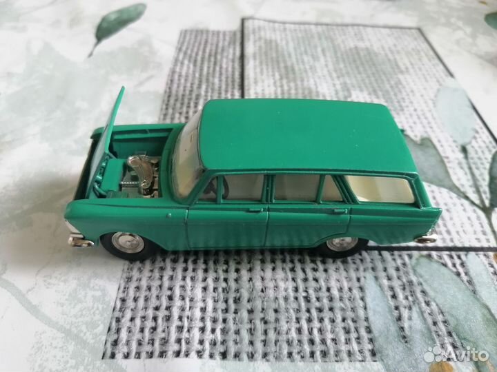 Модель автомобиля Москвич 426