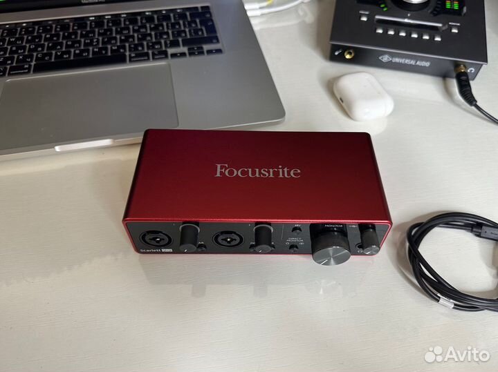 Звуковая карта focusrite scarlett 2i2 3rd gen