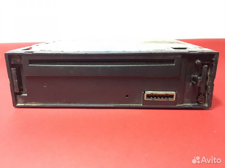 Магнитола JVC