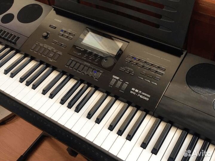 Синтезатор Casio WK-7600
