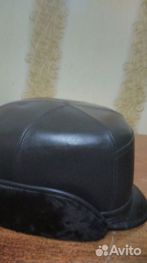 Мужская шапка