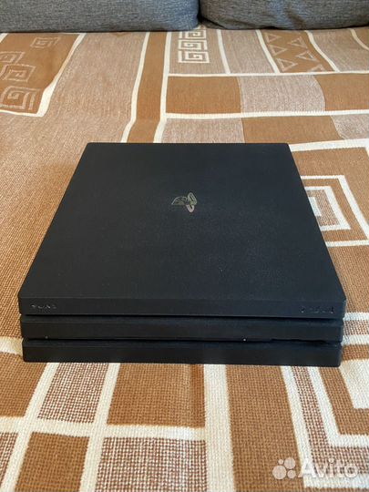 Sony Playstation 4 pro 1tb