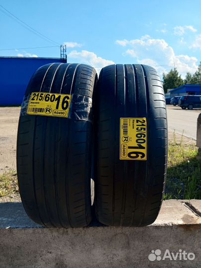 Nexen N'Fera SU1 215/60 R16