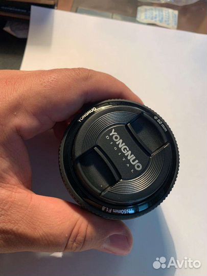 Объектив yongnuo 50mm f1 8