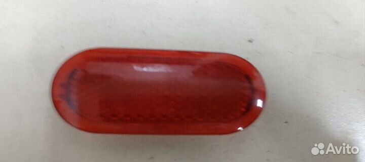 Светоотражатель двери передний правый