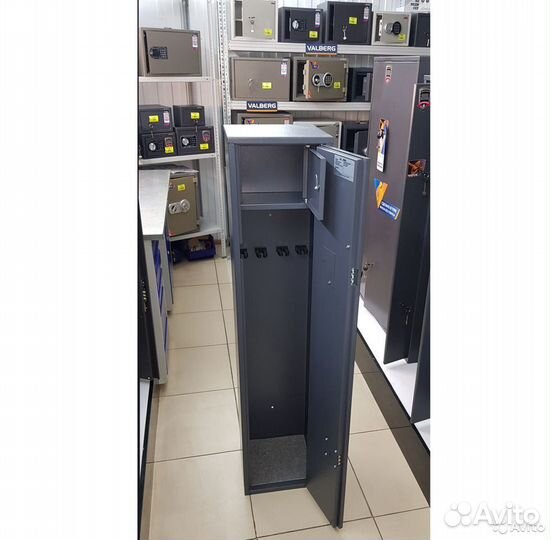 Сейф оружейный Чирок 1328 EL на четыре ствола