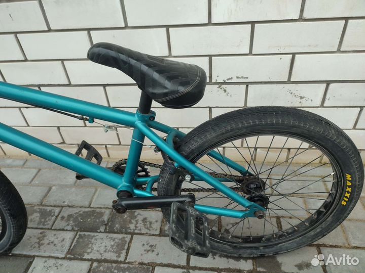 Трюковой велосипед BMX