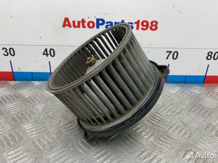 Моторчик печки Toyota Carina E AT190 4AFE 1992