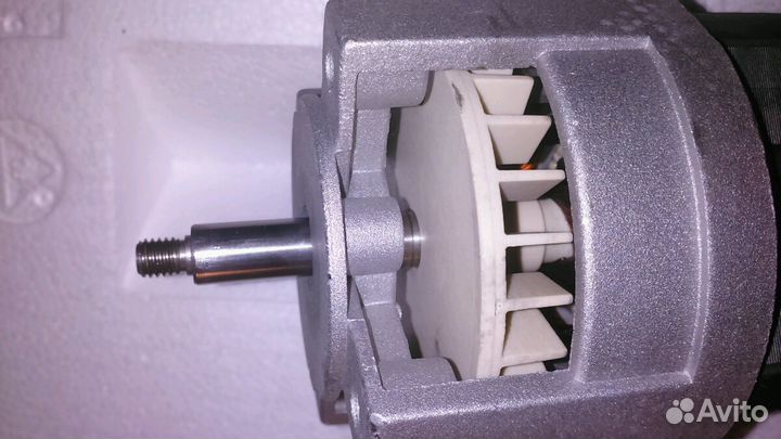 Двигатели для зернодробилок, дк 105-750