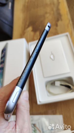 iPad mini 2 retina 16 Гб симкарта серый